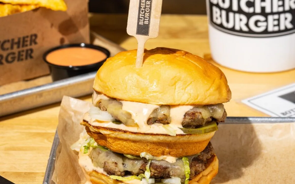 Butcher Burger Old Port — restaurant photograph