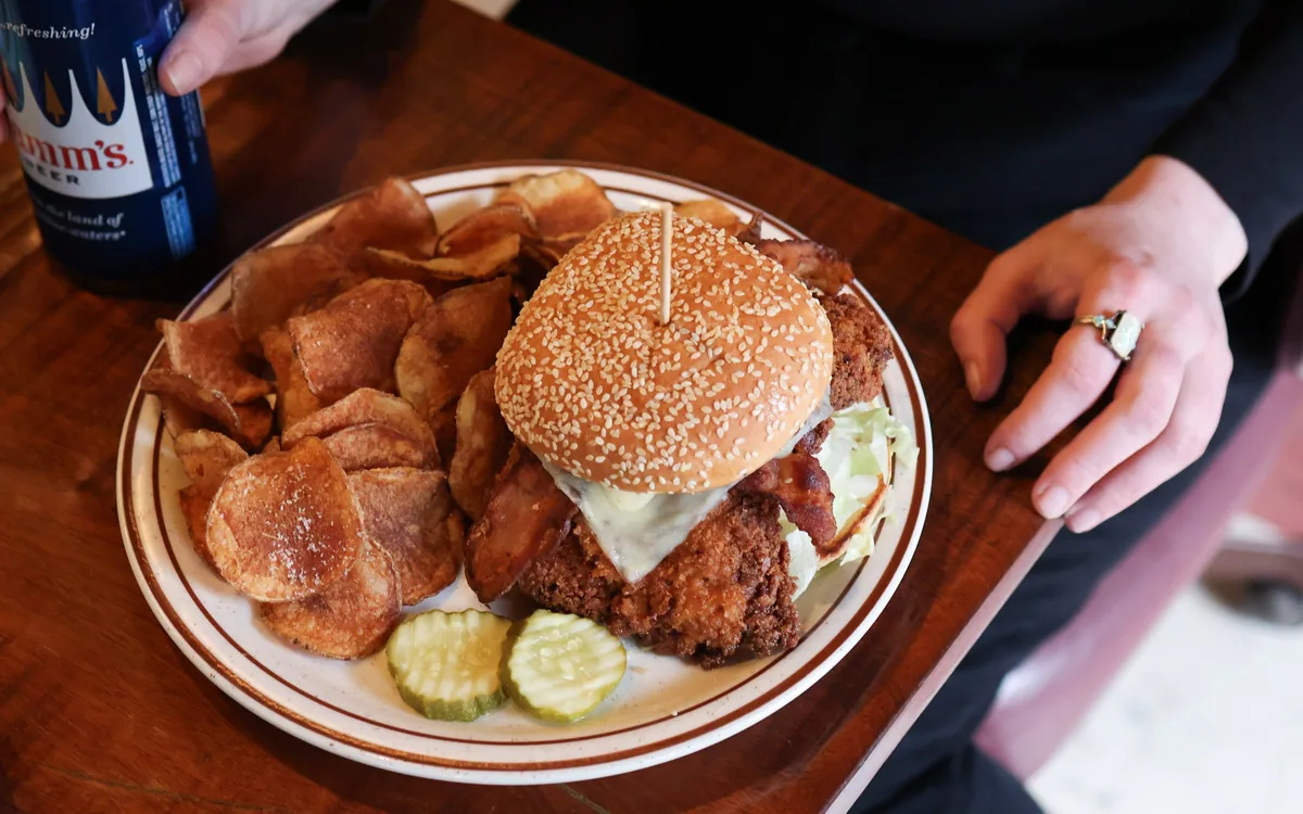 CBG Bar & Grill — restaurant photograph