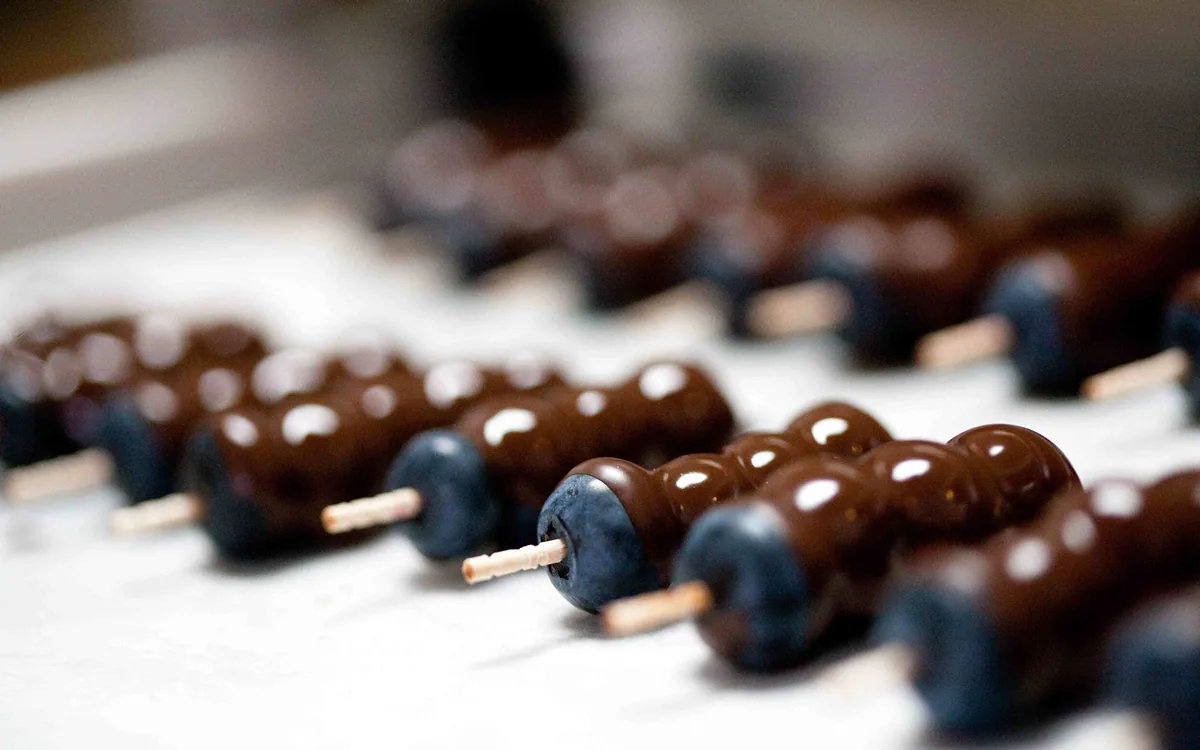 Dean's Sweets — restaurant photograph