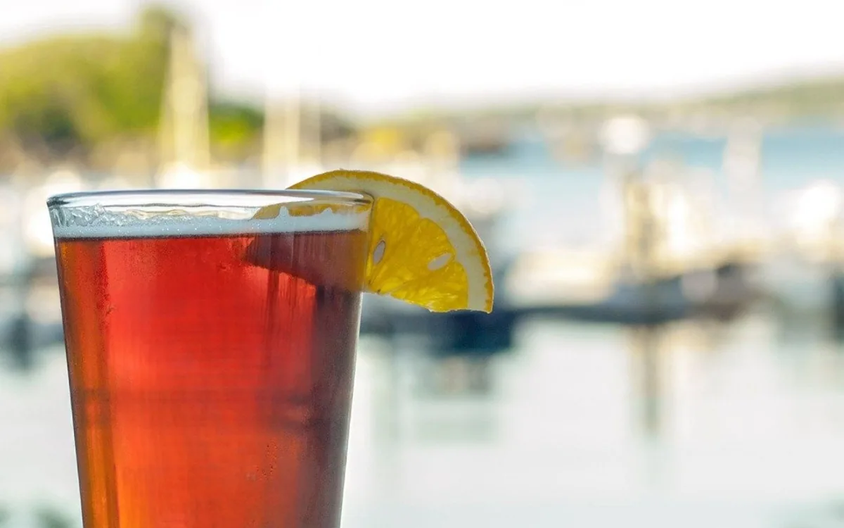 Cold beer, live music, and a waterfront view. Some things just make sense when you're in Maine 🍺