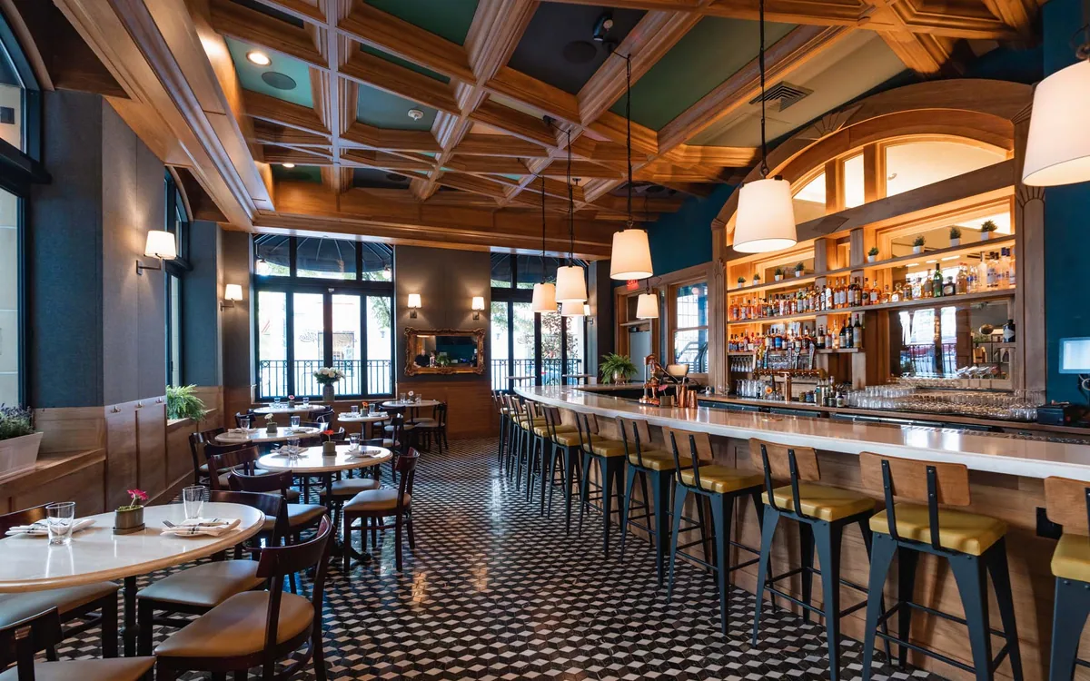 Downtown Lounge — restaurant photograph