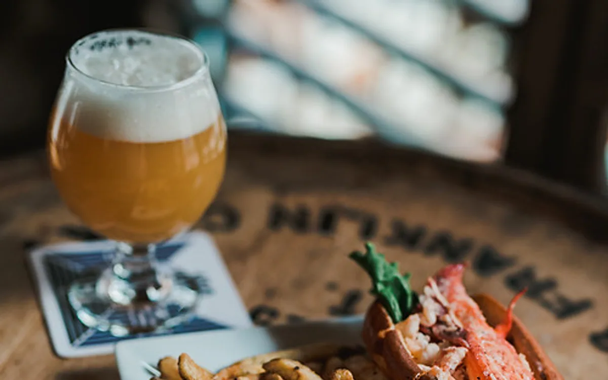 Independent Ice Co. — restaurant photograph