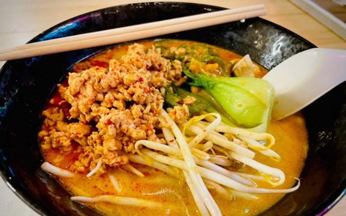 Mainely Noods — restaurant photograph