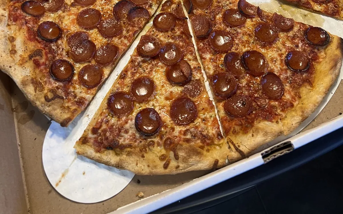 Off Track Pizza — restaurant photograph
