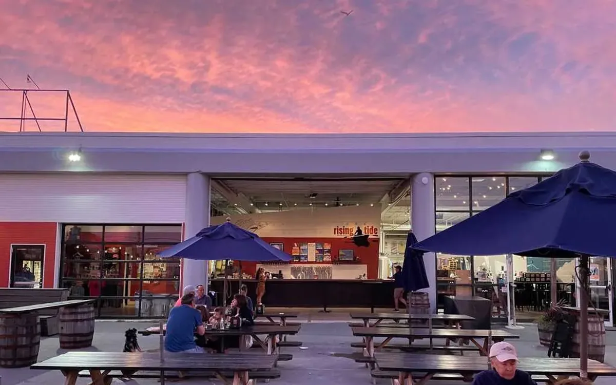 Rising Tide Brewing Co. — restaurant photograph