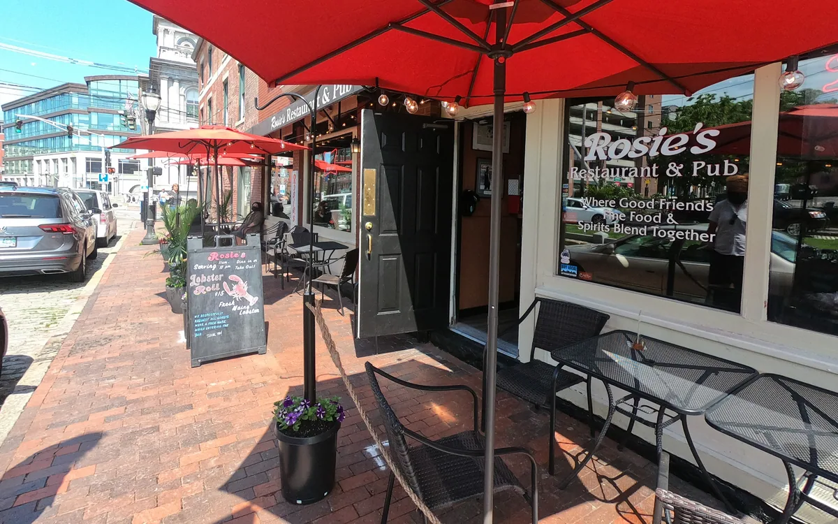 Rosie's — restaurant photograph