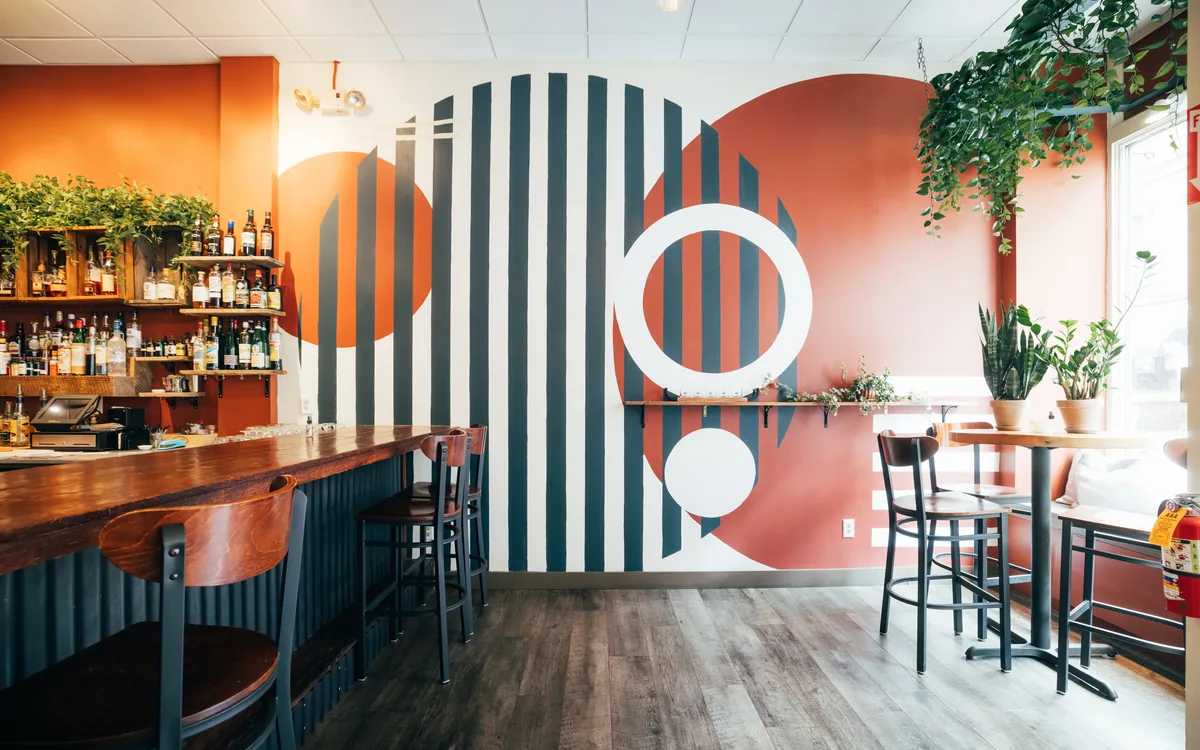 Sur Lie — restaurant photograph