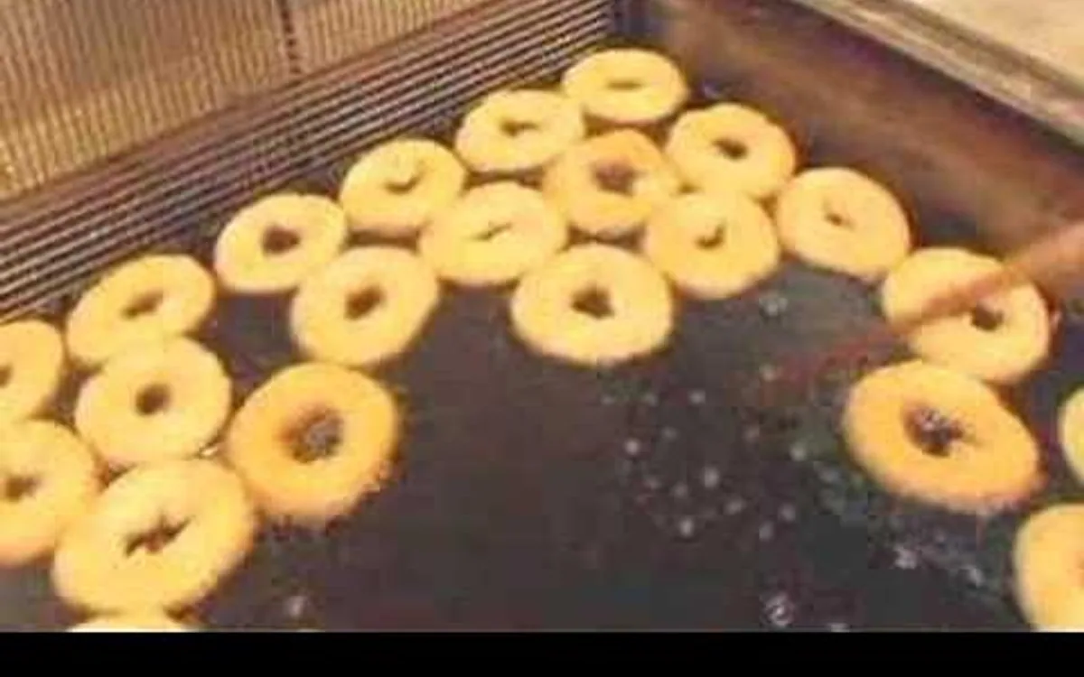 Tony's Donut Shop — restaurant photograph