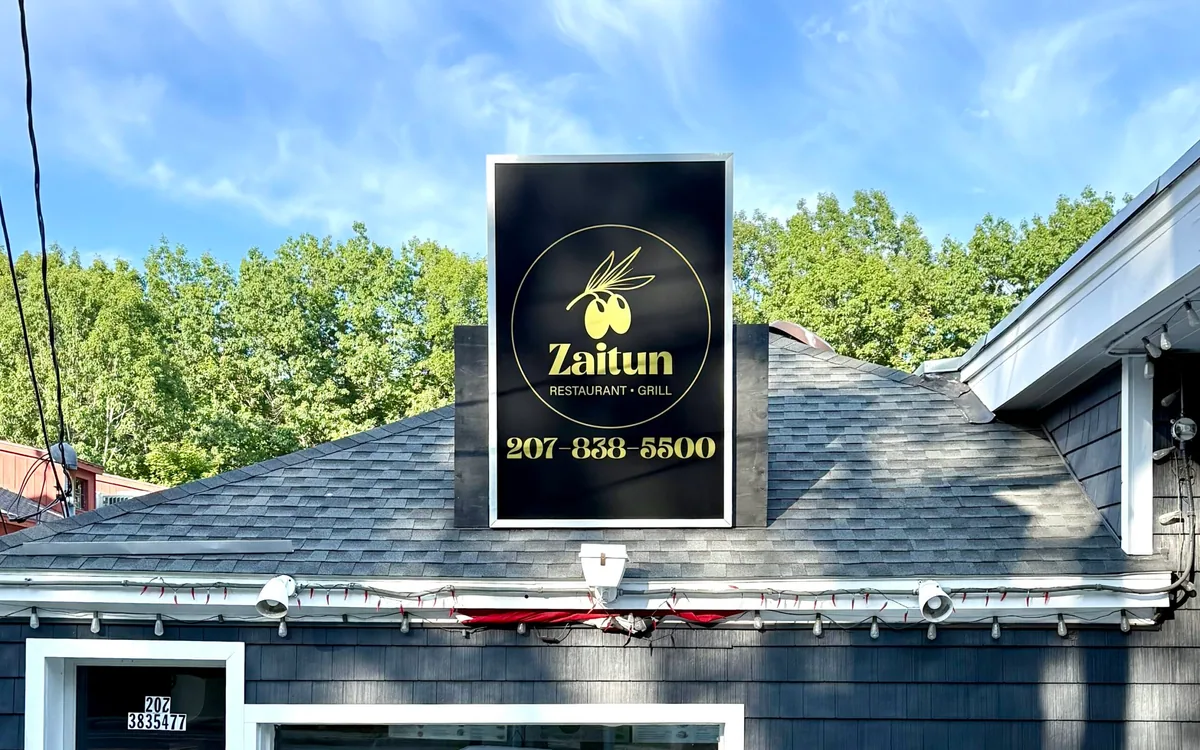 Zaitun restaurant storefront